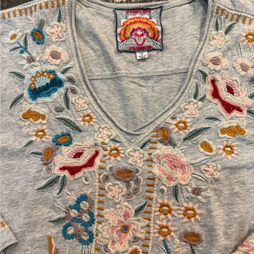 Johnny Was Heather Gray V-Neck Sweatshirt with Multicolor Floral Embroidery